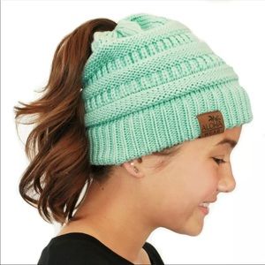 Ponytail Beanie - Mint Green